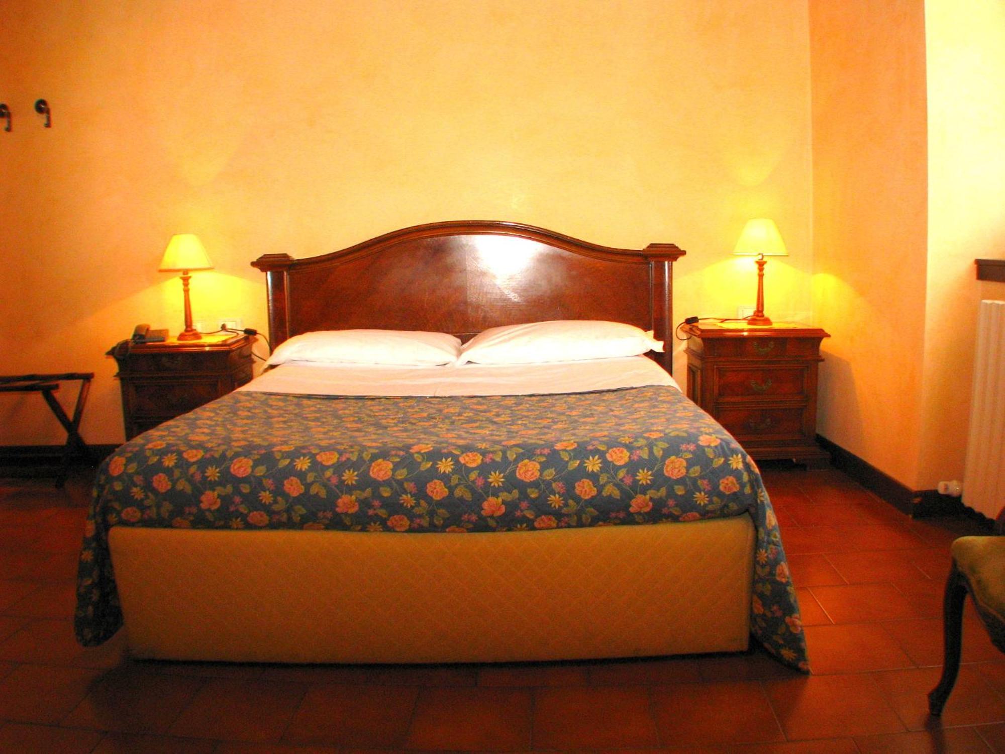 Agriturismo Cassinazza Orsenigo Pokoj fotografie