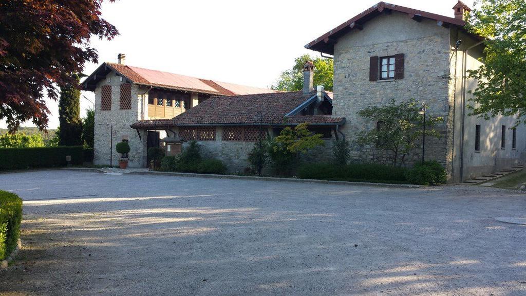 Agriturismo Cassinazza Orsenigo Exteriér fotografie